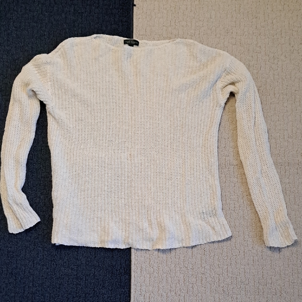 Woman's XL Cream Knit Sweater